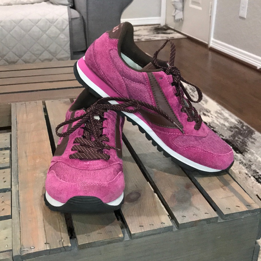 Brooks shoes